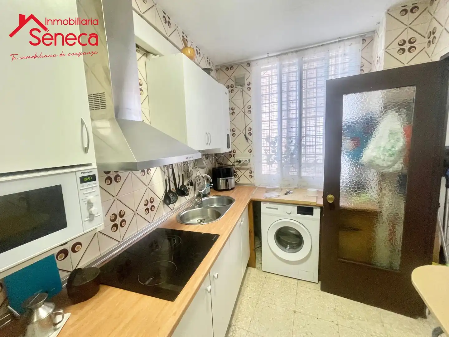 Kitchen of Flat for sale in Córdoba  with Heating, Storage room and Furnished