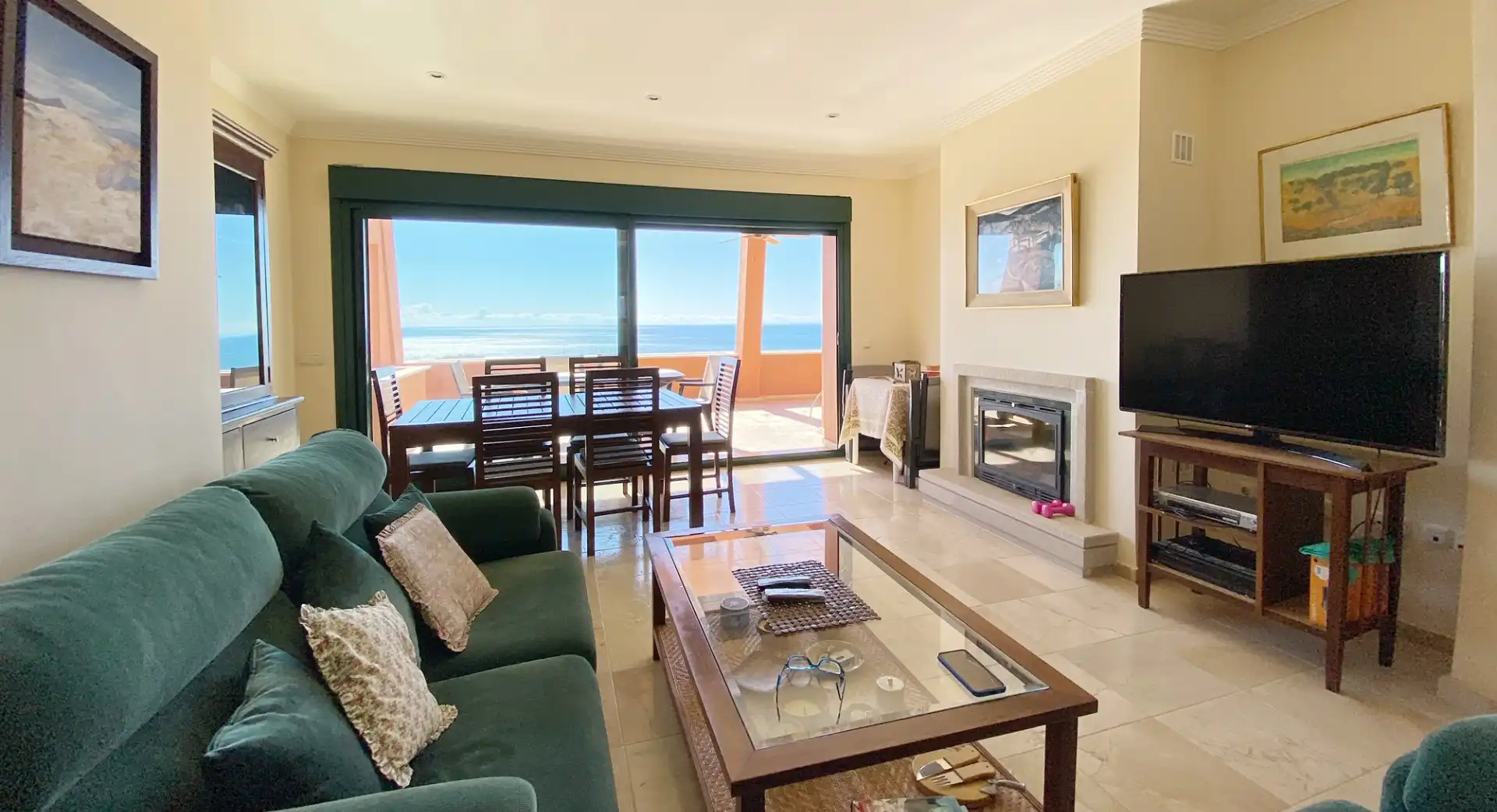 Sala de estar de Ático en venta en Marbella con Aire acondicionado, Terraza y Trastero