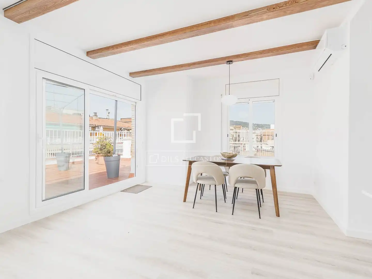 Exterior view of Attic for sale in Barcelona  with Air Conditioner, Terrace and Balcony