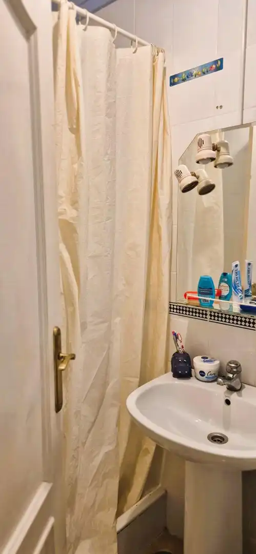 Bathroom of Houses for sale in Simancas  with Heating, Private garden and Storage room