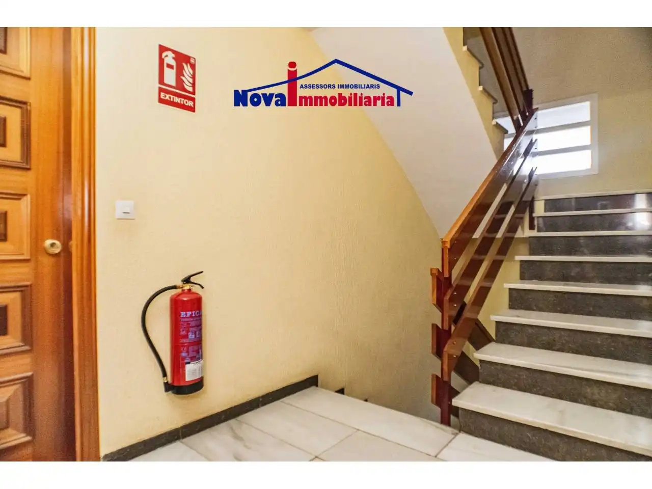 Piso en venta en Sant Boi de Llobregat con Aire acondicionado, Calefacción y Parquet