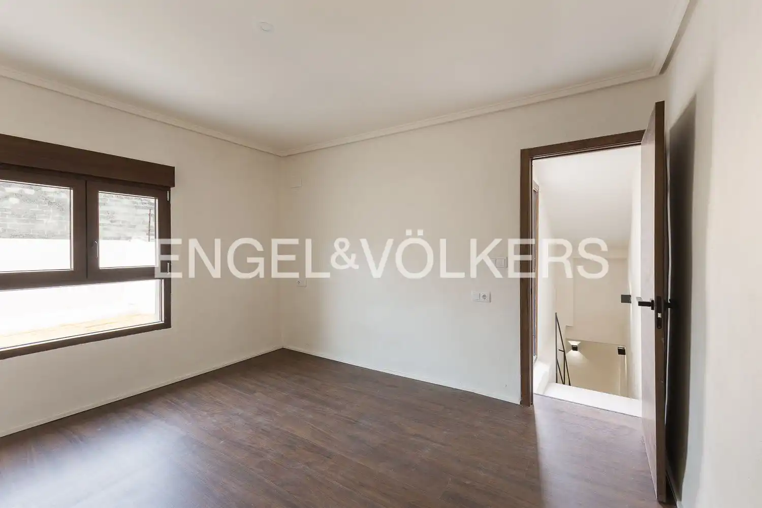 Casa adosada en venta en Náquera con Calefacción, Parquet y Terraza