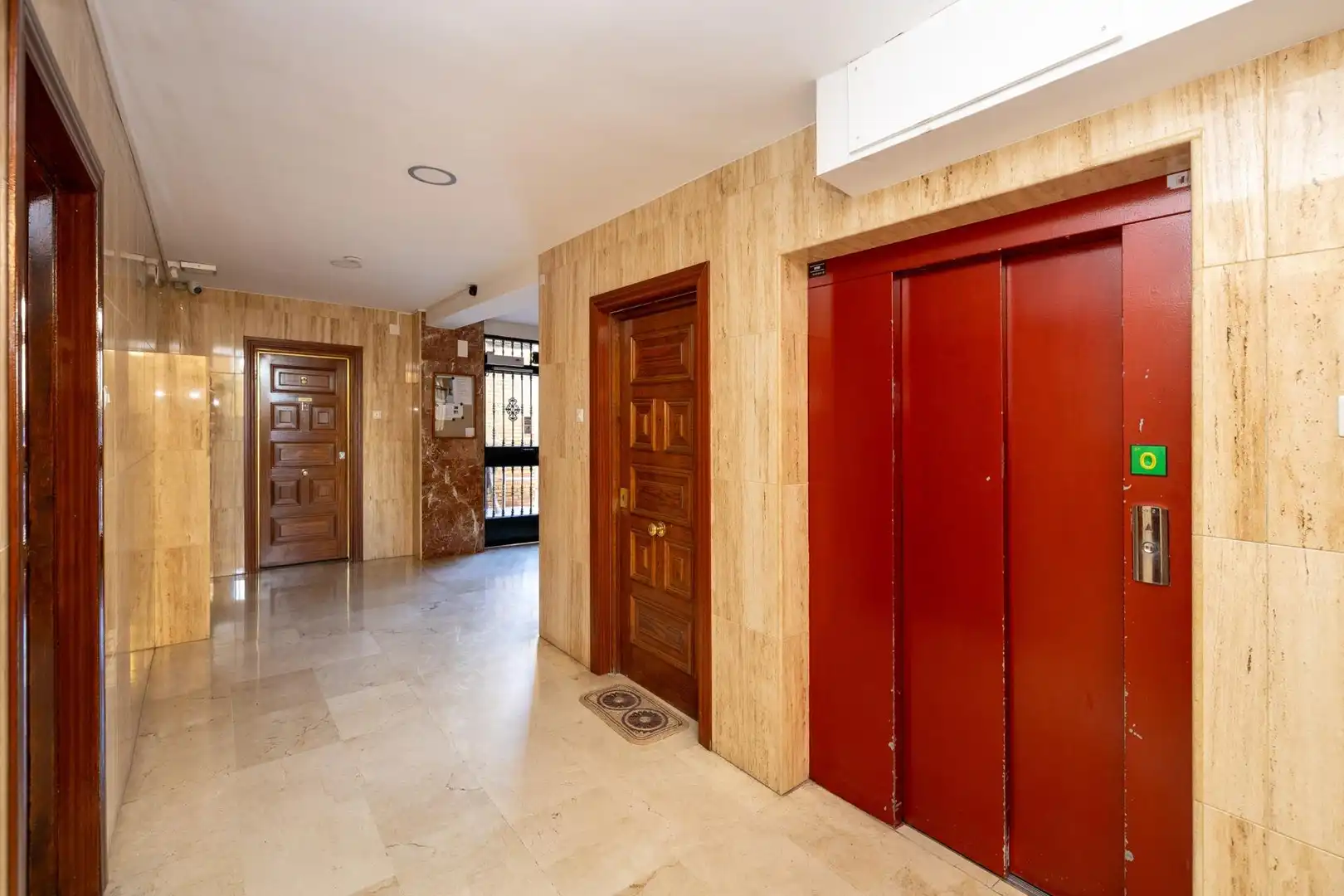 Planta baja en venta en Granada