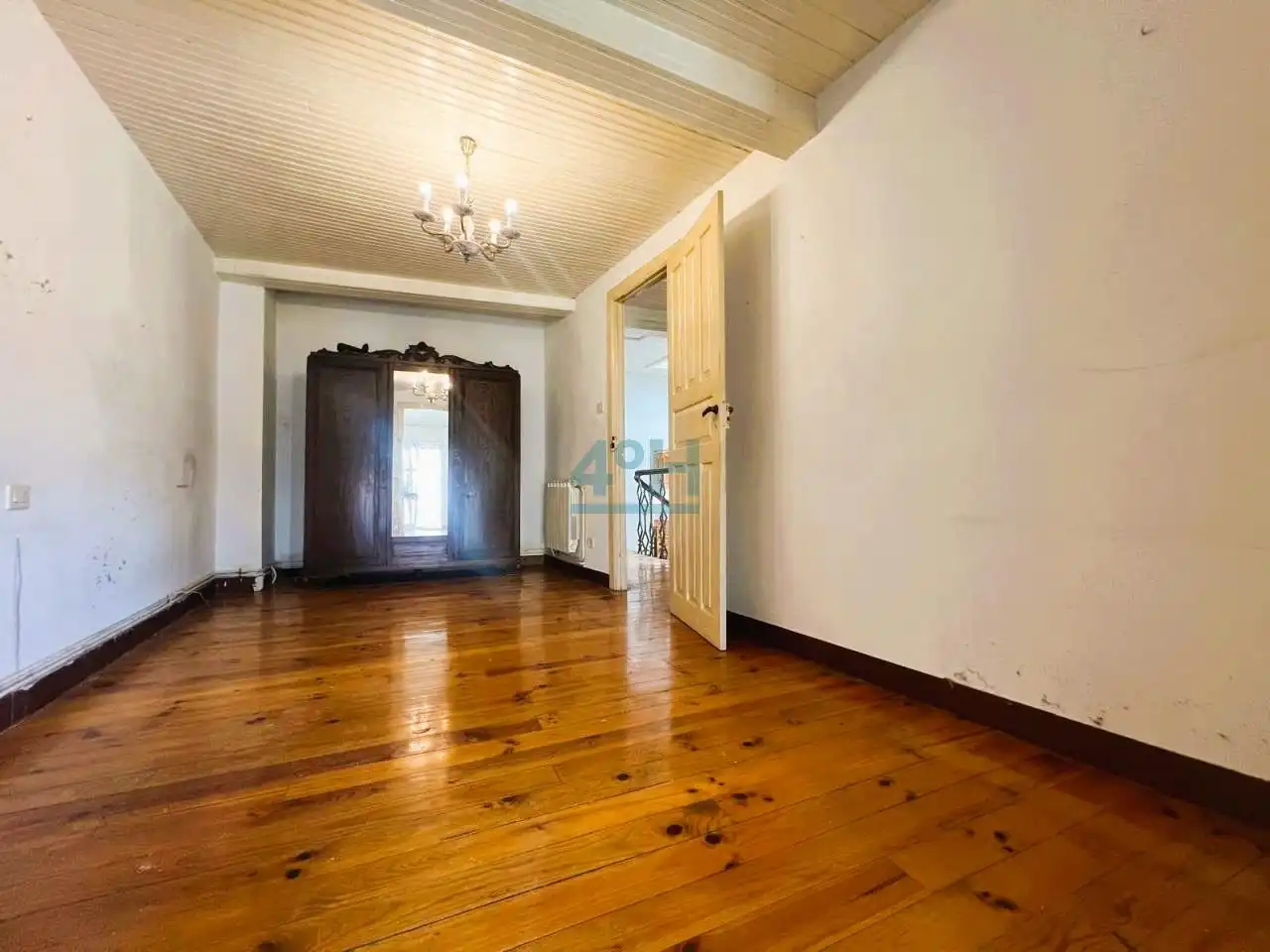 Casa con balcón en venta en Allariz, imagen 9