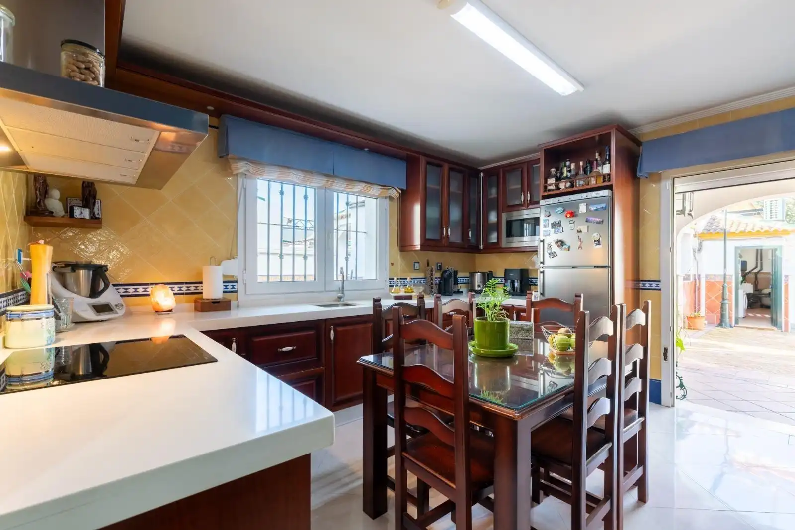 Chalet con terraza en venta en Sanlúcar la Mayor, imagen 23