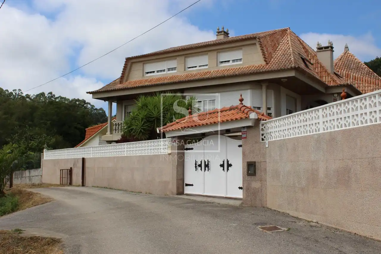 Vista exterior de Casa o chalet en venta en Nigrán con Calefacción, Jardín privado y Terraza