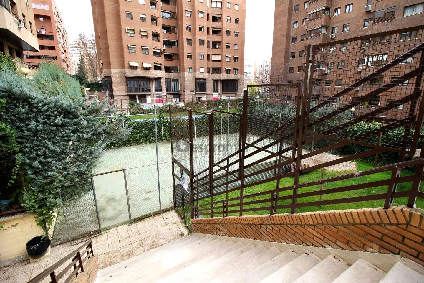 Vista exterior de Piso en venta en Madrid con Aire acondicionado, Calefacción y Terraza