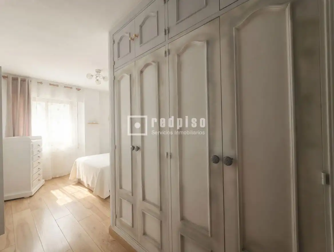 Habitación de Piso en venta en Alcorcón con Aire acondicionado y Calefacción