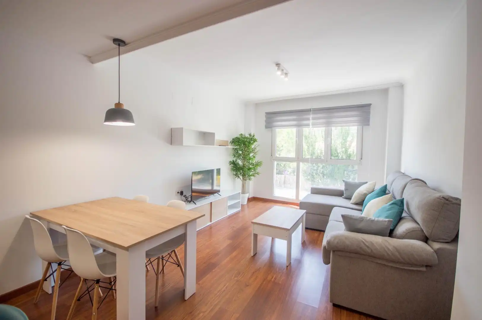 Wohnzimmer von Wohnung zum Verkauf in Biar mit Klimaanlage, Abstellraum und Möbliert