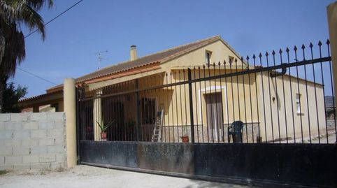 Solvia Inmobiliaria  Chalet independiente Lorca