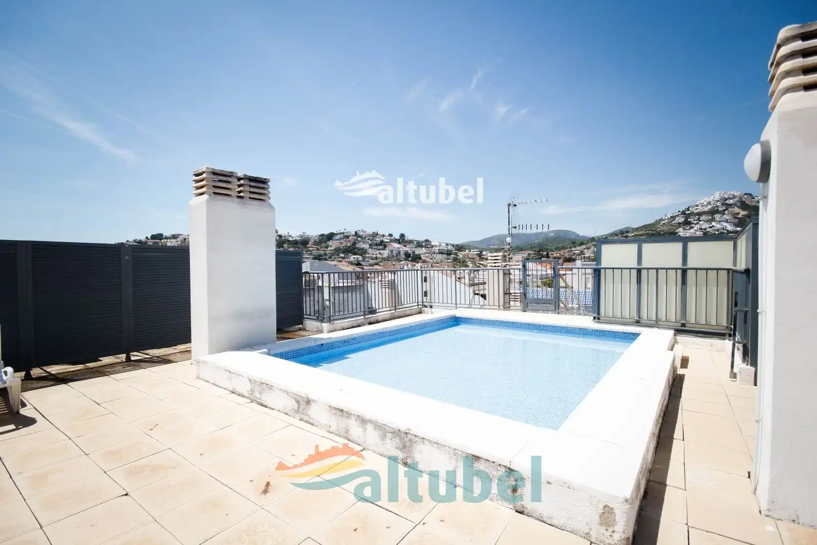 Swimming pool of Apartments for sale in Peñíscola / Peníscola  with Air Conditioner, Swimming Pool and Community pool