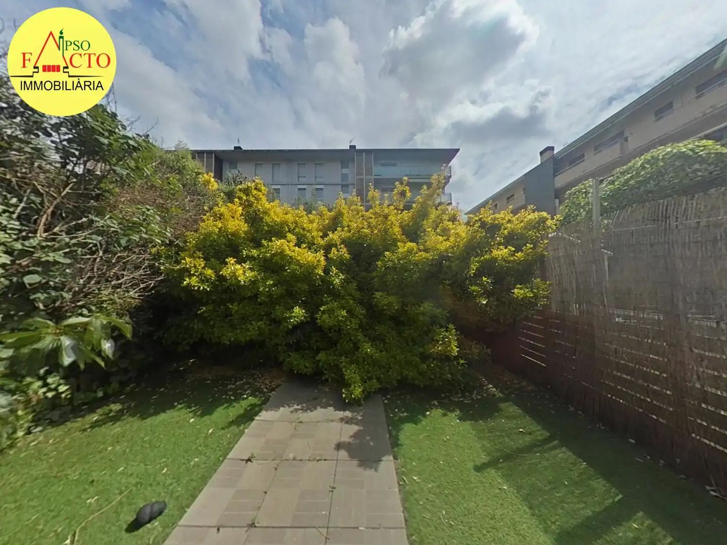 Jardín de Piso en venta en Girona con Aire acondicionado, Calefacción y Terraza