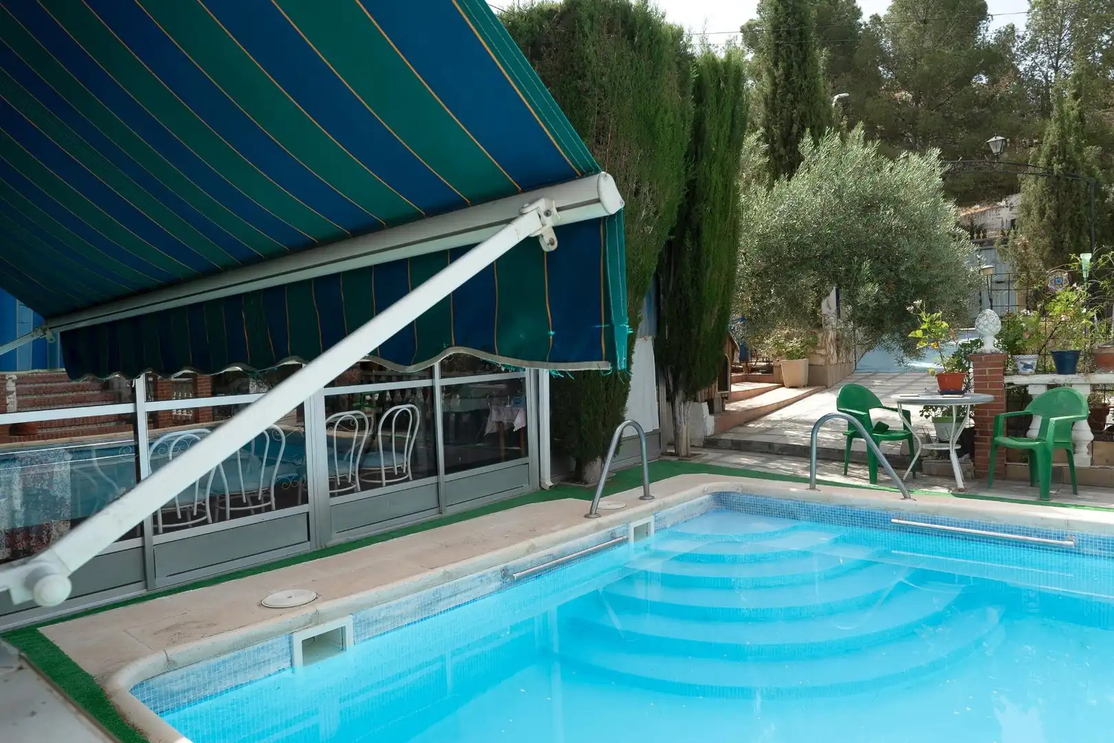 Piscina de Casa o chalet en venta en Jaén