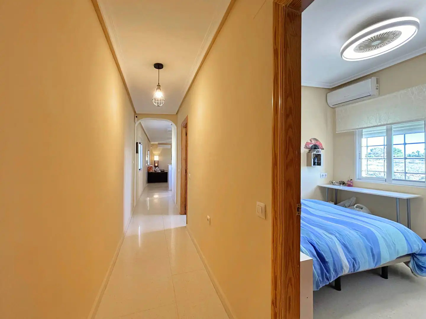 Casa o chalet en venta en Alicante / Alacant con Aire acondicionado, Jardín privado y Trastero