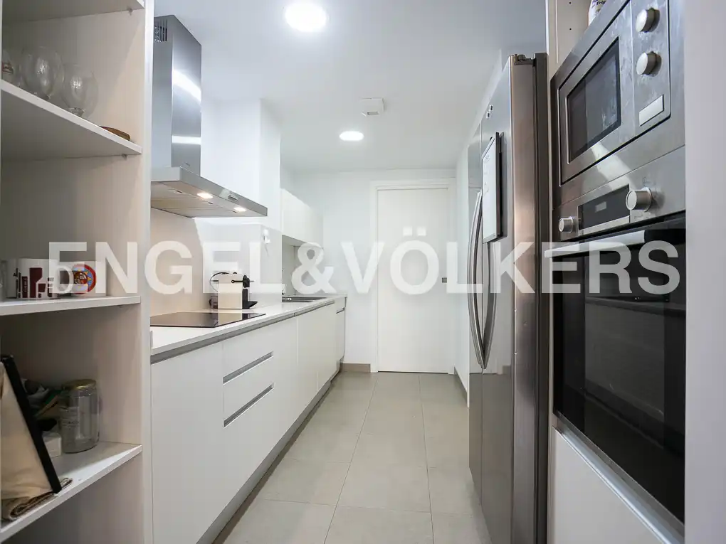 Küche von Wohnung zur Miete in Valencia mit Klimaanlage, Heizung und Terrasse