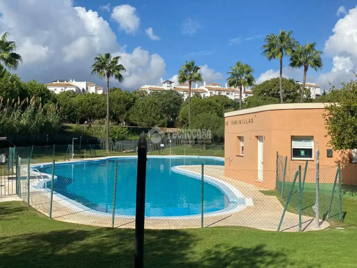 Piscina de Pis en venda en Manilva amb Piscina comunitària