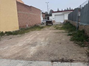 Terreno residencial en venta en Carrer Sant Bartomeu 37