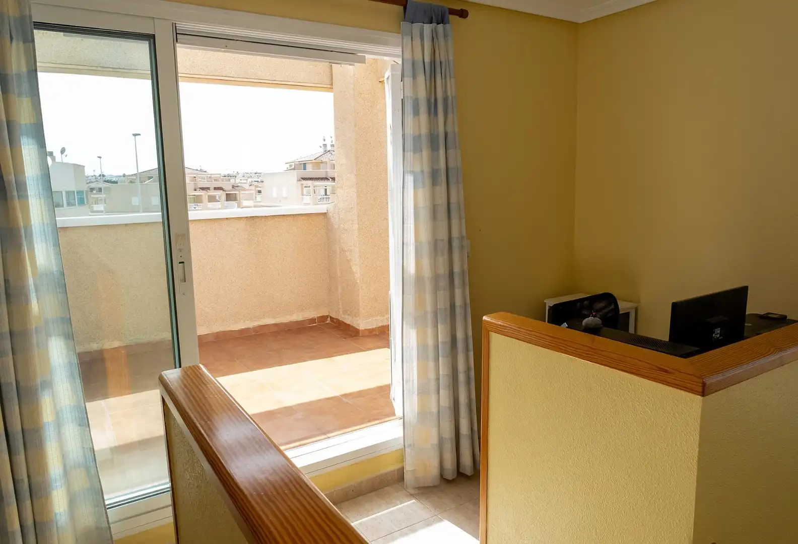 Terrassa de Casa adosada en venda en Orihuela amb Aire condicionat, Calefacció i Jardí privat