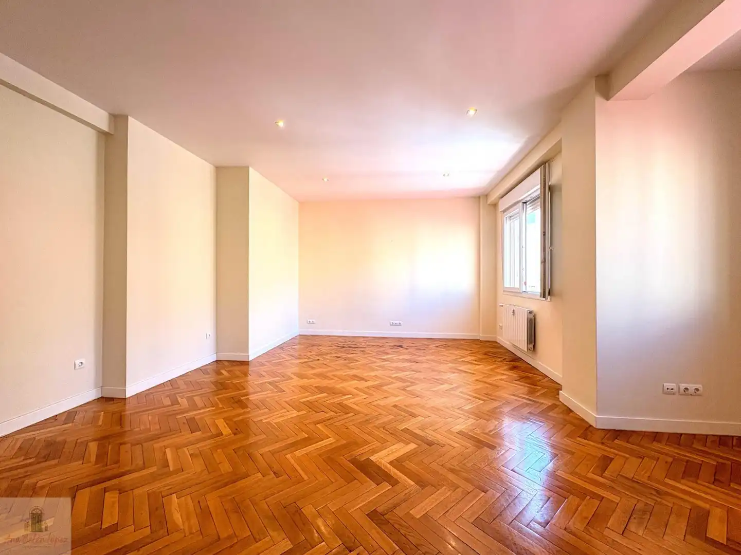 Living room of Flat for rent in Badajoz  with Air Conditioner and Heating