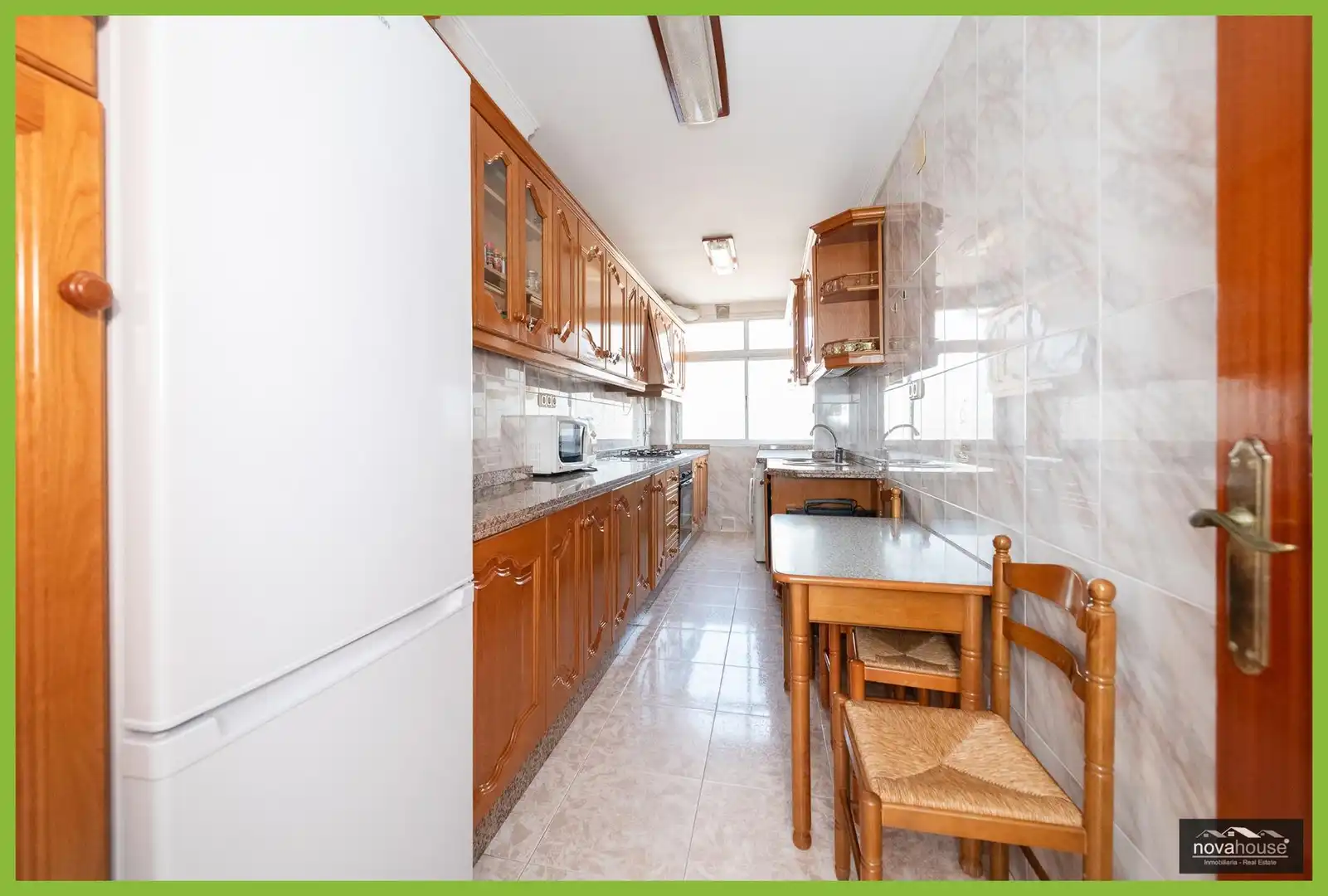 Kitchen of Flat for sale in Rincón de la Victoria  with Air Conditioner, Terrace and Alarm