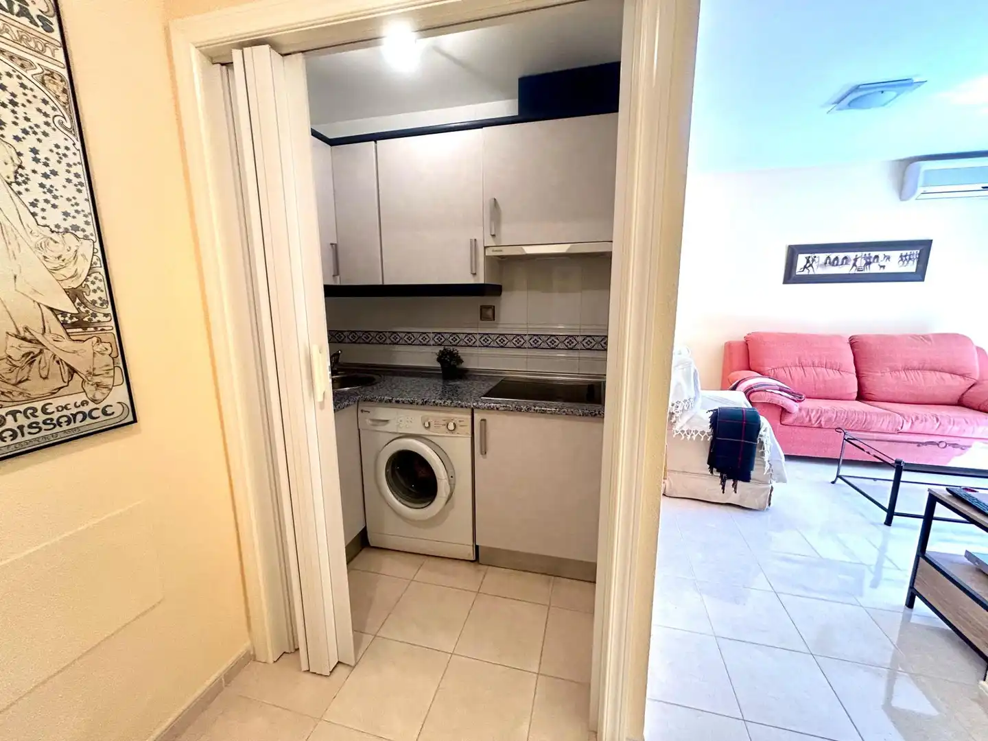 Cuina de Pis en venda en Vícar amb Aire condicionat, Terrassa i Moblat