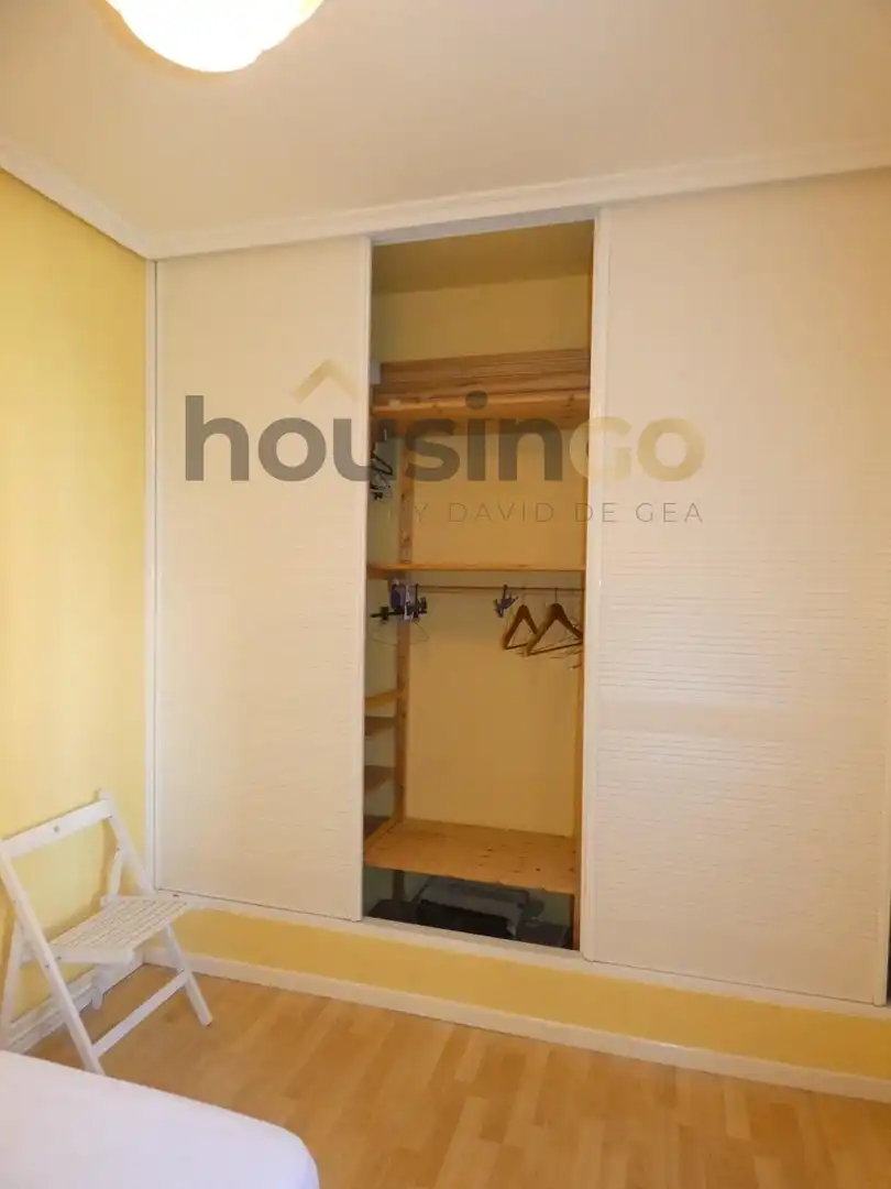 Bedroom of Apartments for rent in Madrid  with Air Conditioner, Heating and Furnished