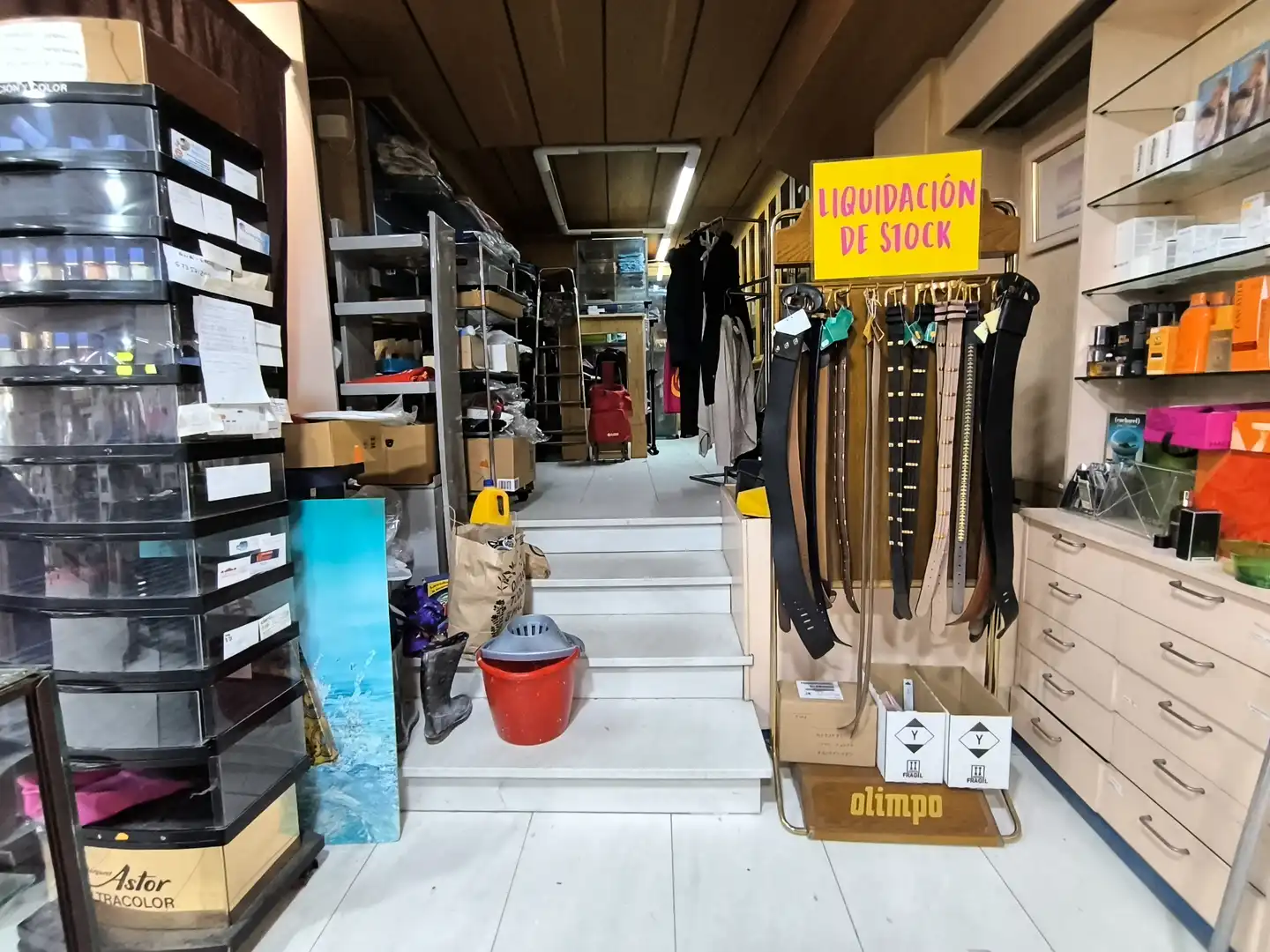 Local en venta en A Coruña Capital  con Amueblado