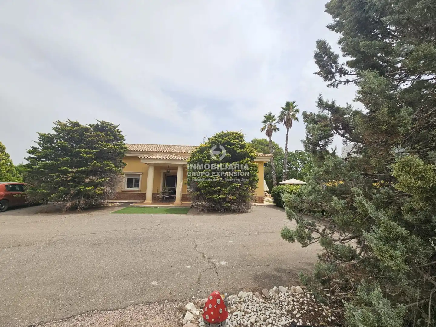 Vista exterior de Casa o chalet en venta en Novelda con Jardín privado, Terraza y Trastero