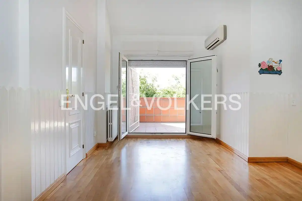 Sala de estar de Casa o chalet de alquiler en Barcelona con Aire acondicionado, Calefacción y Jardín privado