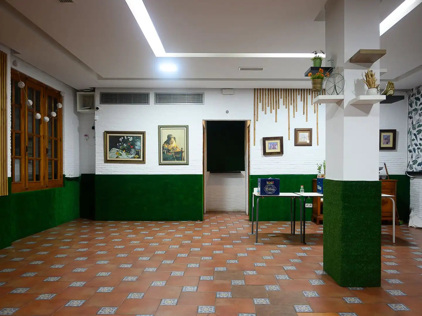Local en venta en Manises