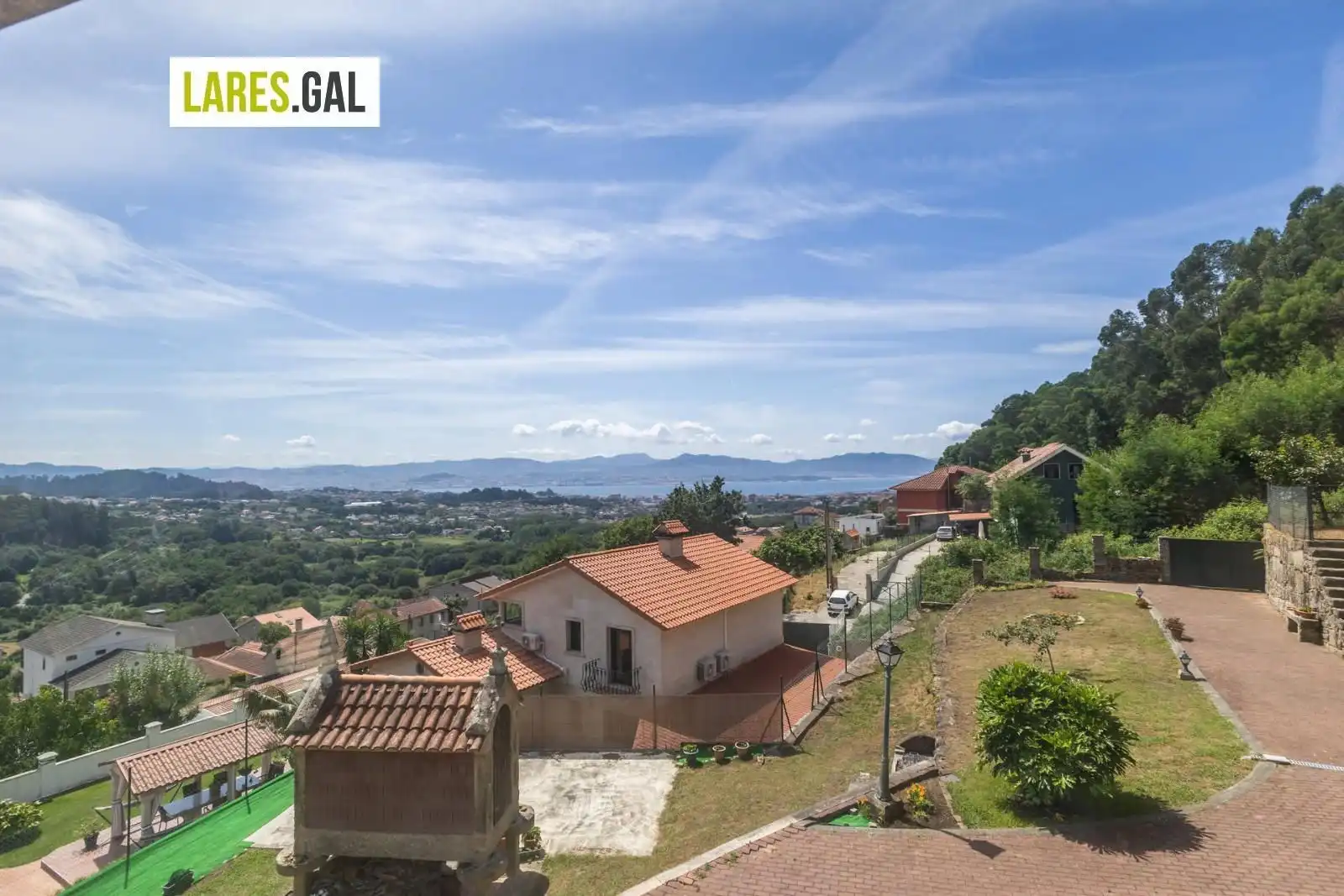 Haus oder Chalet zum Verkauf in Cangas  mit Heizung, Terrasse und Möbliert