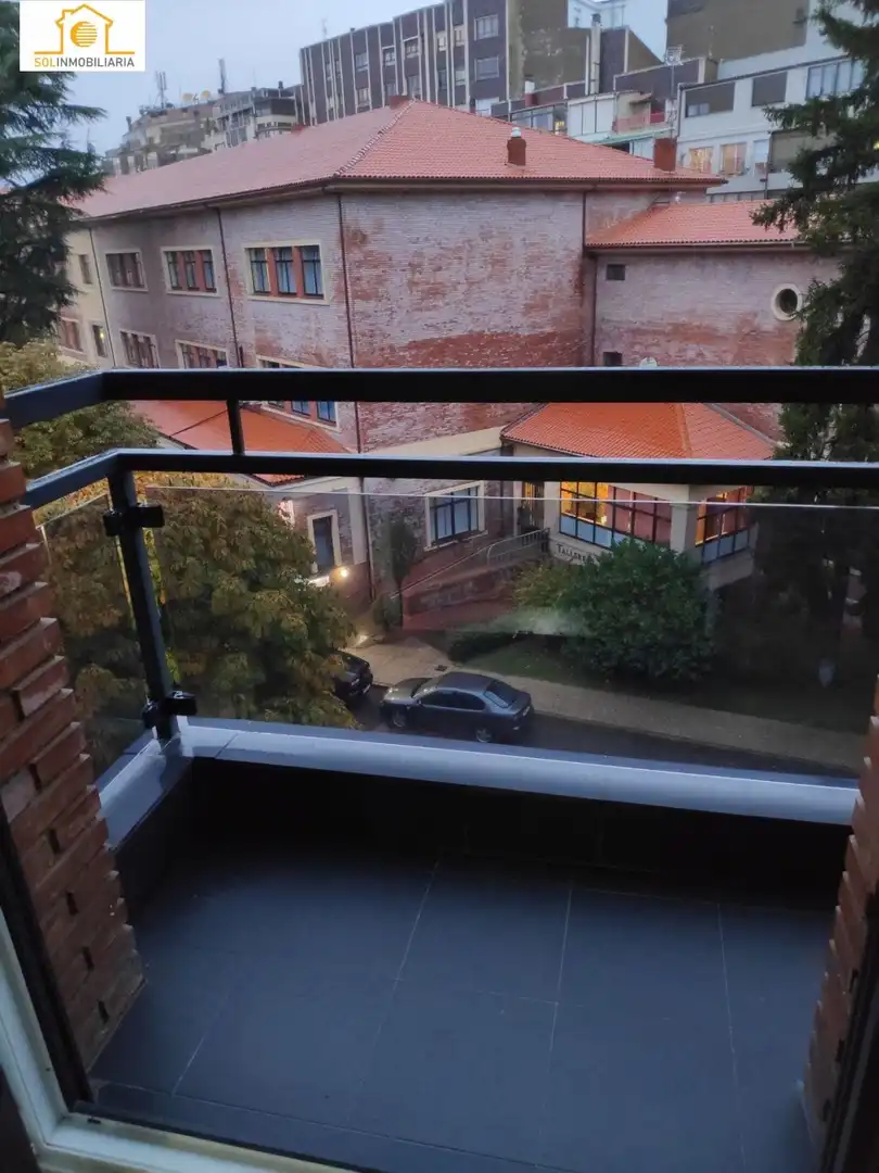 Terraza de Piso en venta en León Capital  con Calefacción, Amueblado y TV