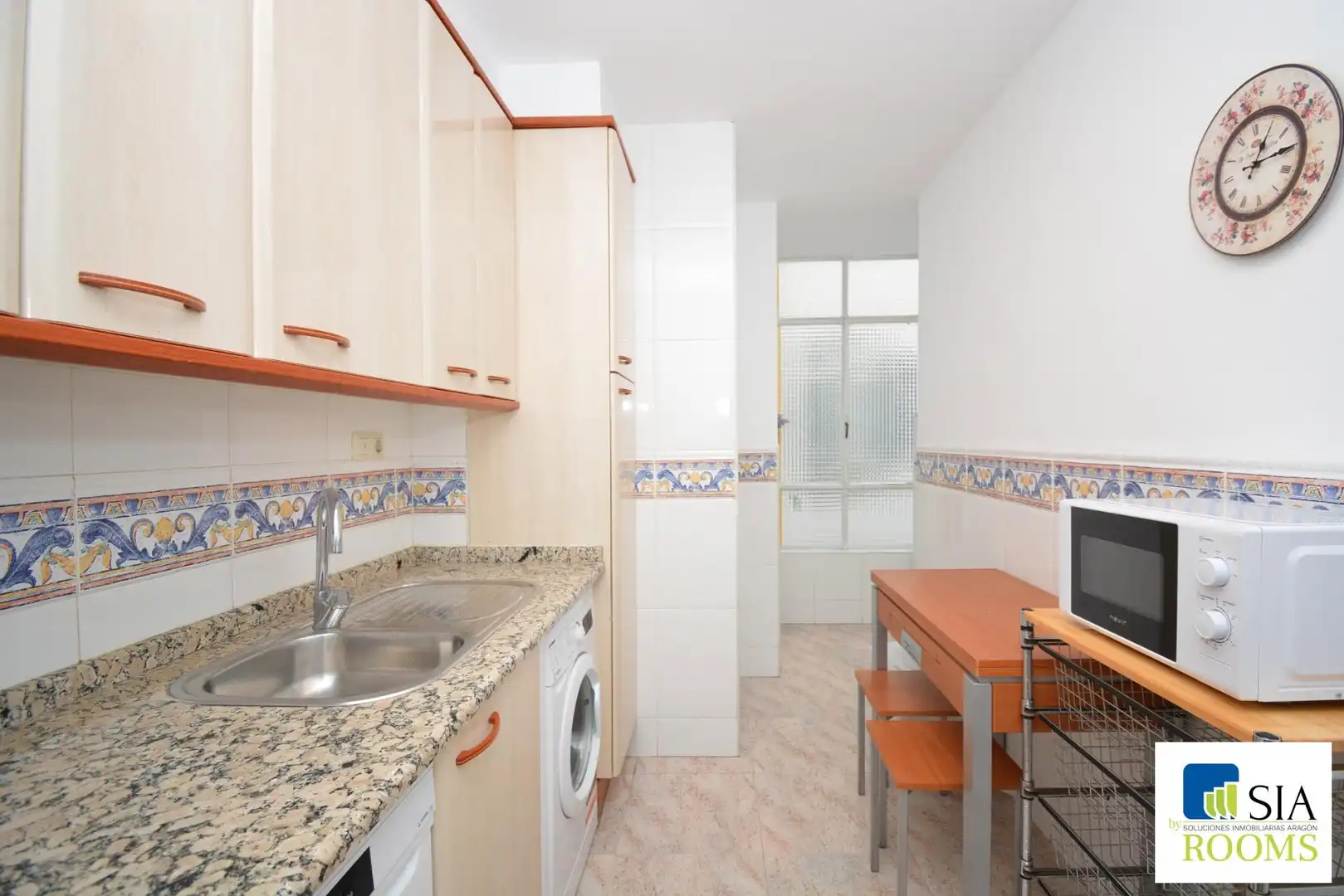 Cocina de Piso para compartir en Zaragoza con Calefacción, Terraza y Amueblado