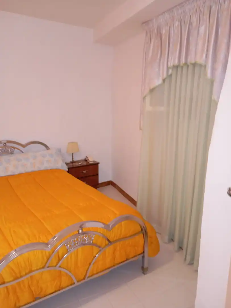 Schlafzimmer von Einfamilien-Reihenhaus zum Verkauf in Lécera mit Abstellraum, Möbliert und Ofen
