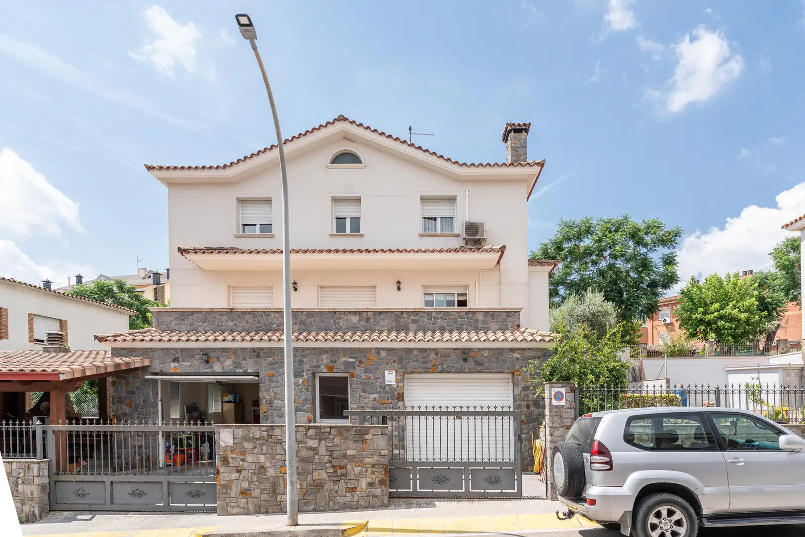 Casa con terraza en venta en Avinguda de la Mare de Déu del Carme