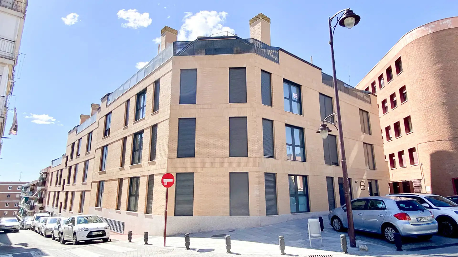 Vista exterior de Apartamento de alquiler en San Sebastián de los Reyes con Aire acondicionado, Calefacción y Parquet