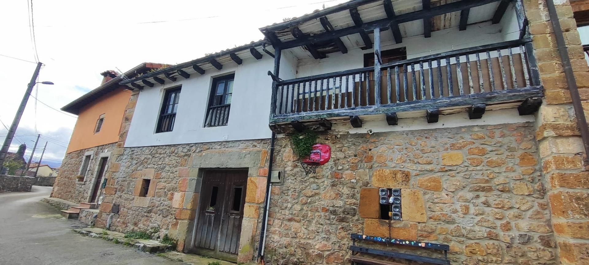 House or chalet for sale in Entrambasaguas