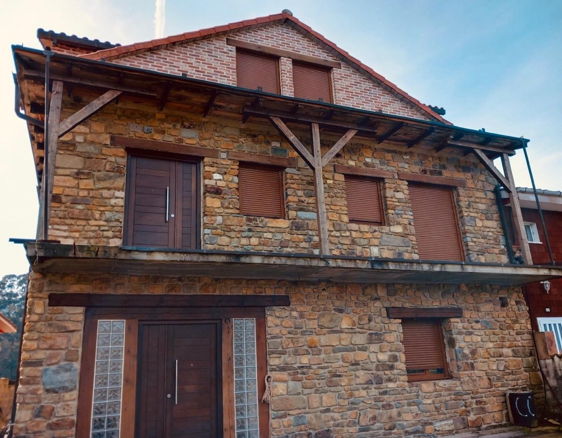 Exterior view of Country house for sale in Cudillero  with Heating, Terrace and Balcony