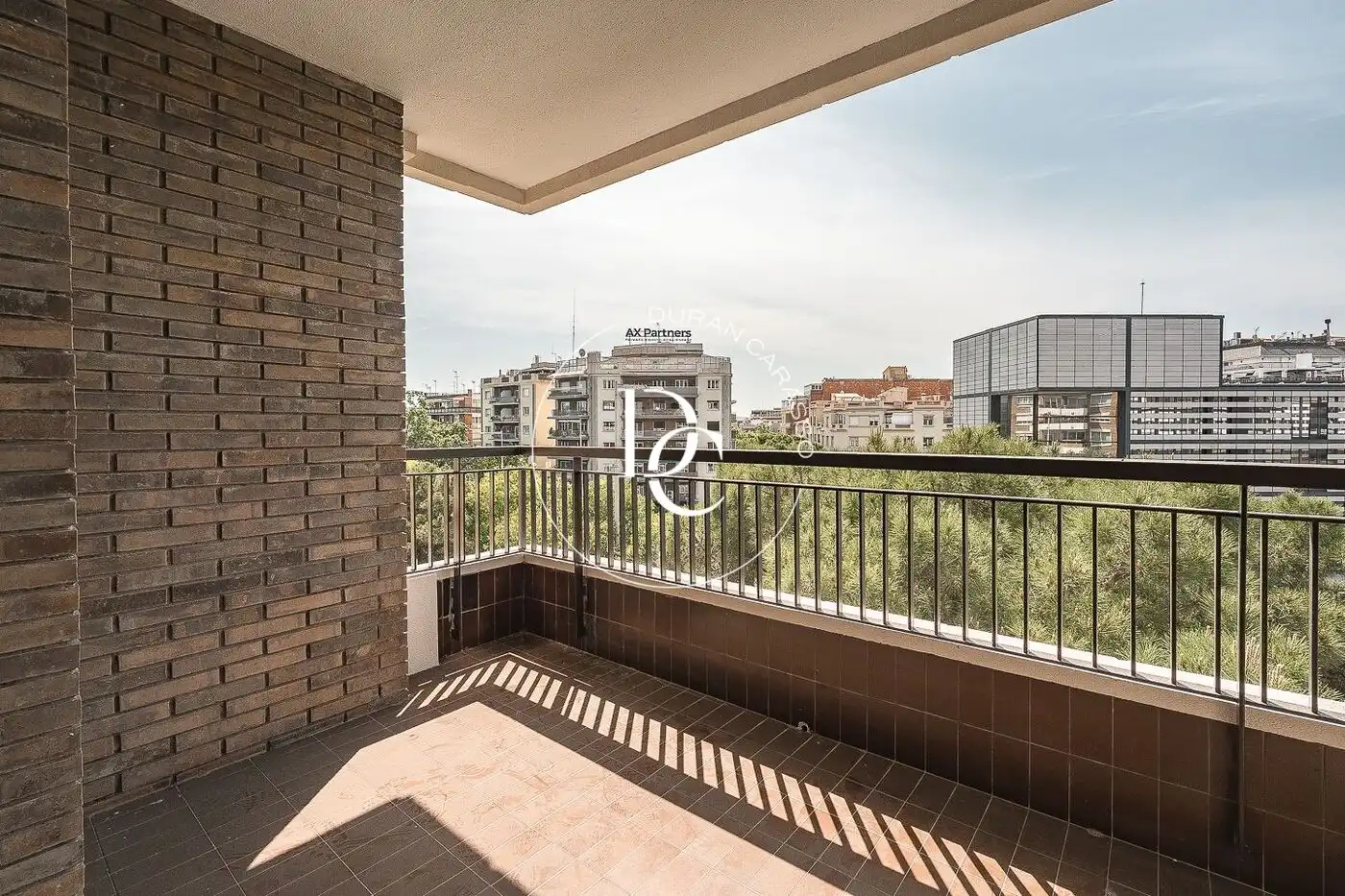 Terraza de Piso en venta en Barcelona con Calefacción y Balcón