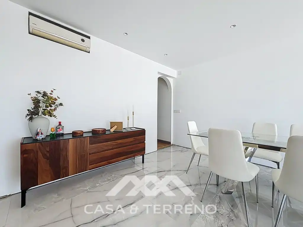 Menjador de Casa o xalet en venda en Vélez-Málaga amb Aire condicionat, Jardí privat i Terrassa