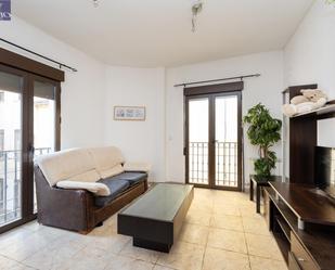 Living room of Apartment for sale in  Granada Capital