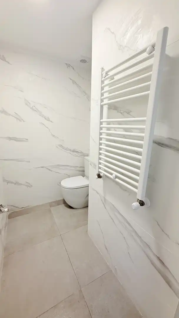 Baño de Piso en venta en San Vicente de la Barquera con Calefacción y Terraza