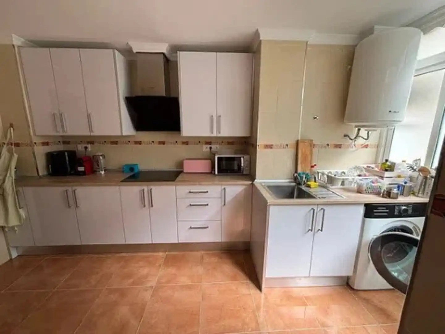 Cuina de Pis de lloguer en Málaga amb Aire condicionat, Terrassa i Moblat