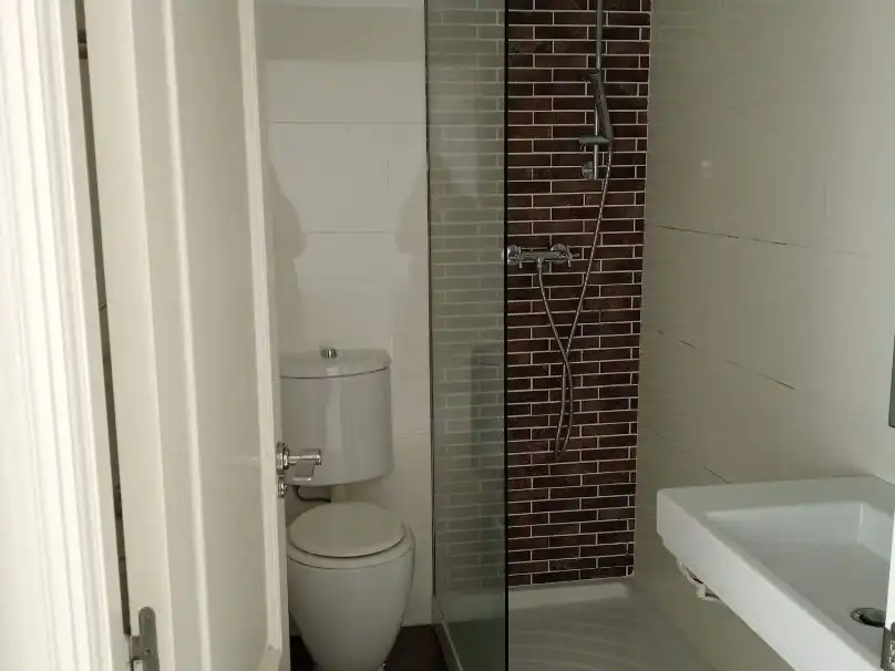 Baño de Piso de alquiler en Monte Alto - Zalaeta - Atocha