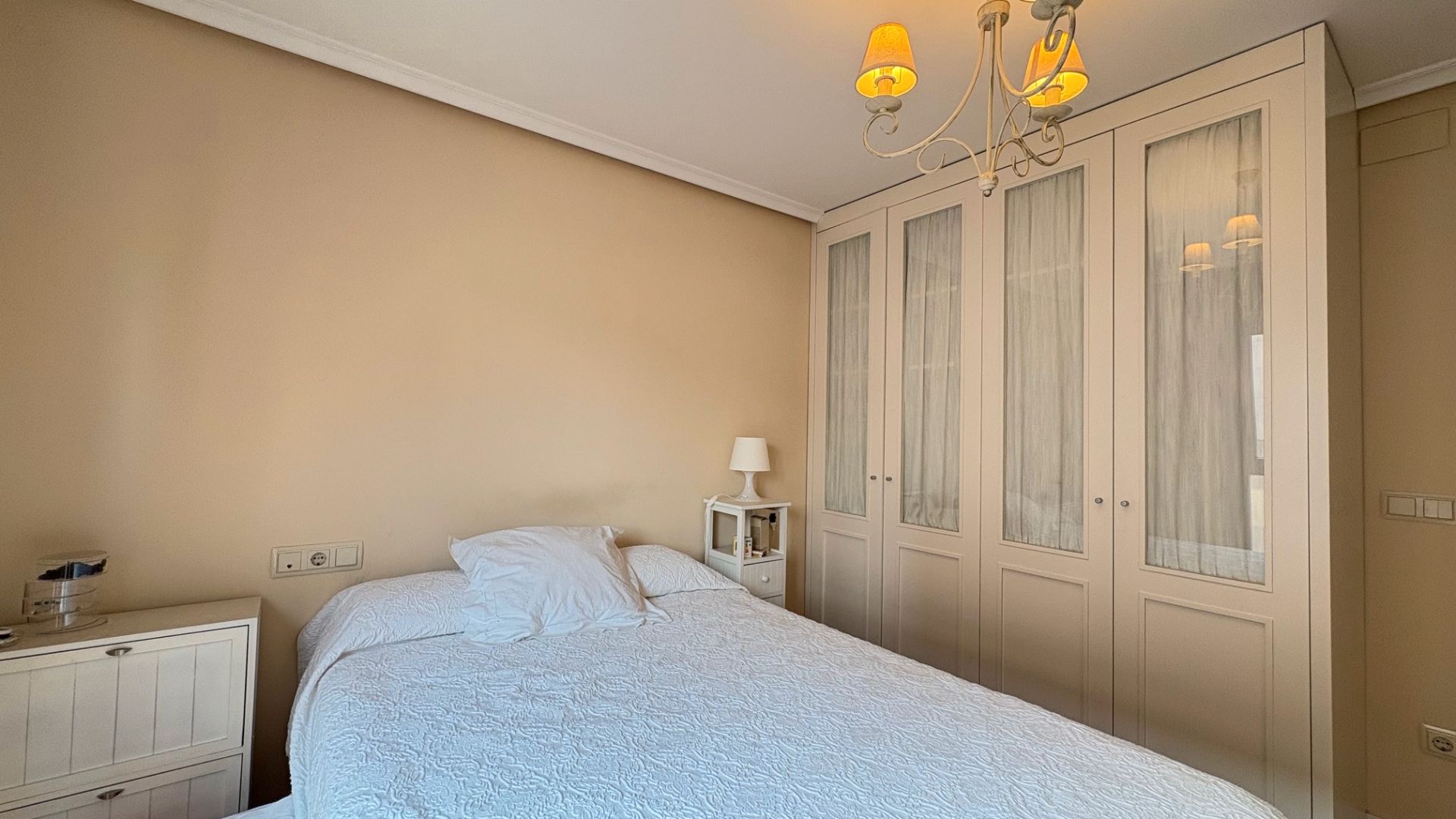 Bedroom of Apartment for sale in Arnedo  with Air Conditioner, Heating and Parquet flooring