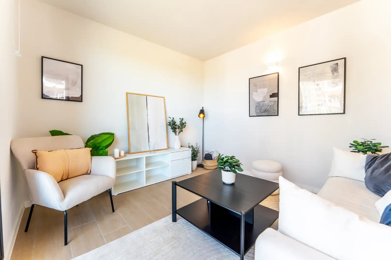 Living room of Flat for rent in Alcalá de Henares  with Air Conditioner, Private garden and Terrace