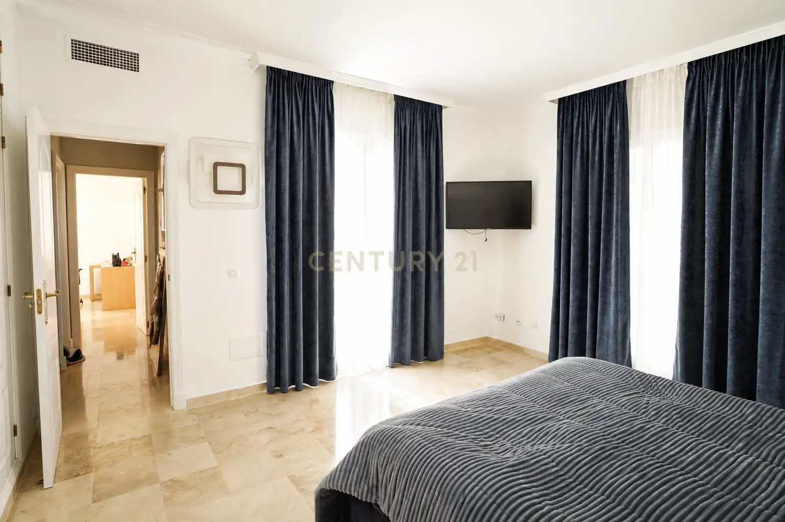 Bedroom of Houses for sale in Marbella  with Air Conditioner, Private garden and Oven