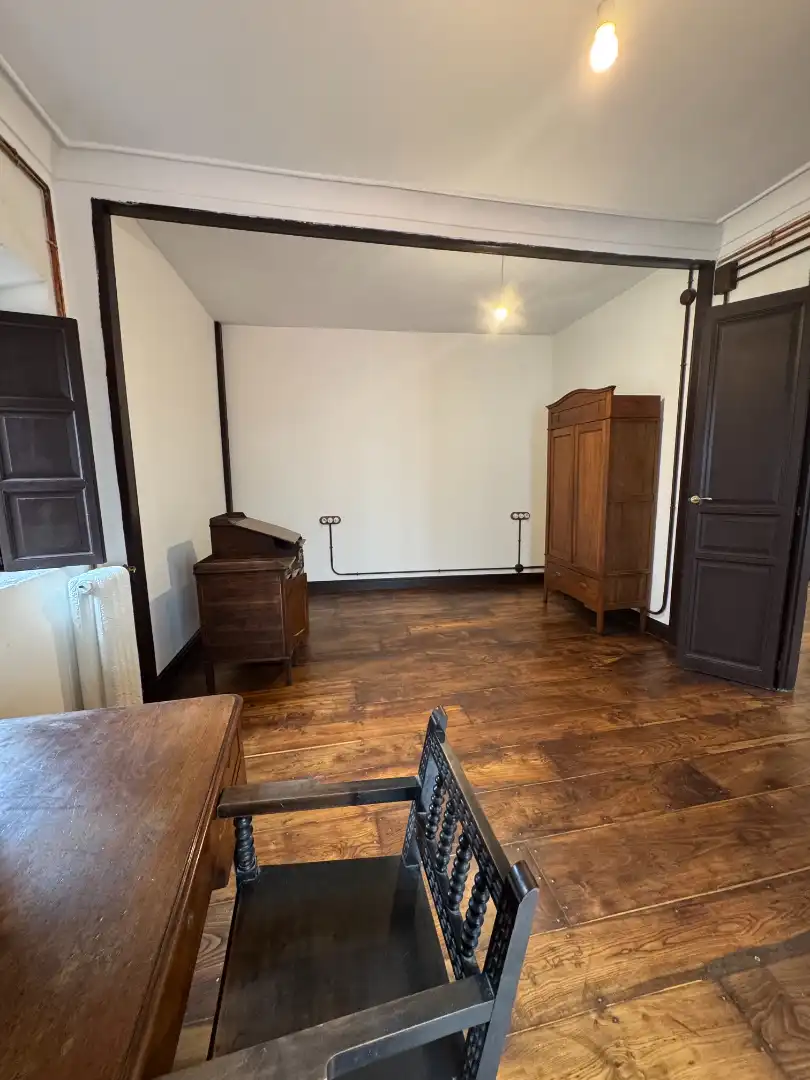 Wohnung zur Miete in Oviedo  mit Ofen und Balkon