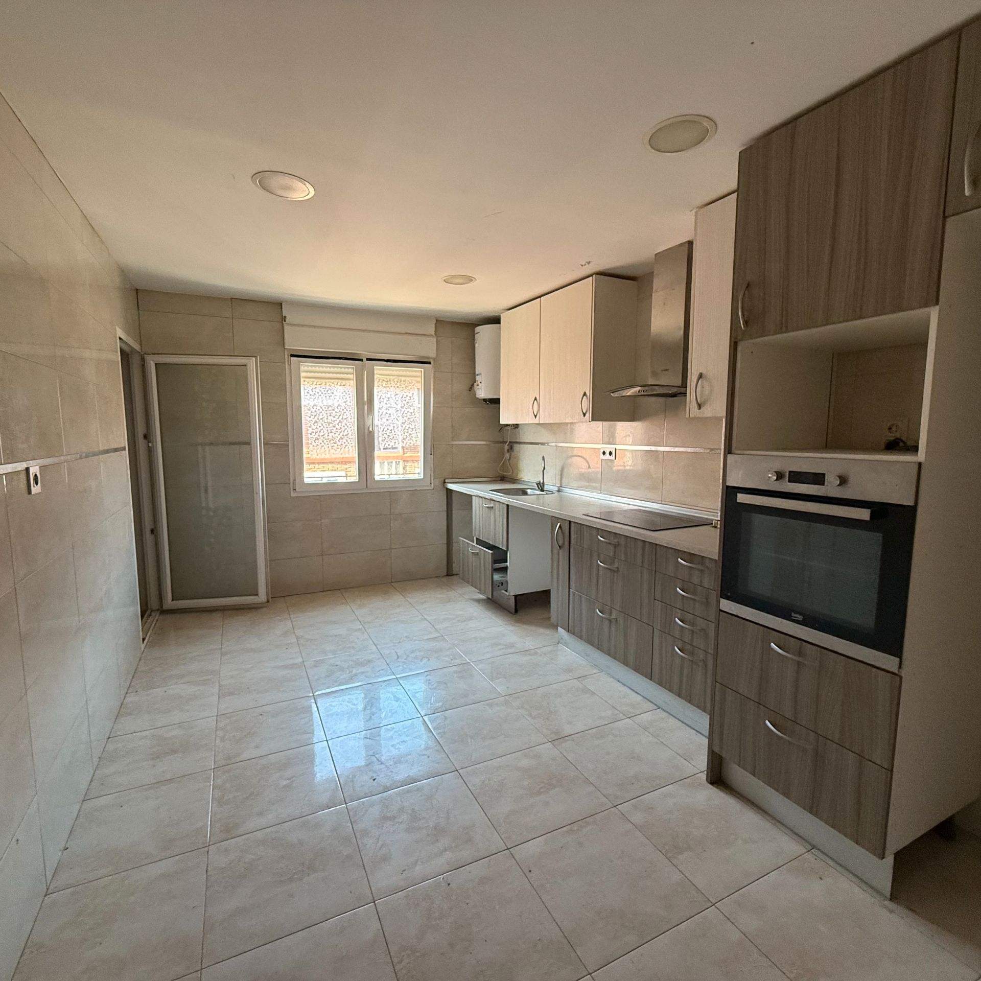 Cuina de Pis en venda en Sestao  amb Balcó