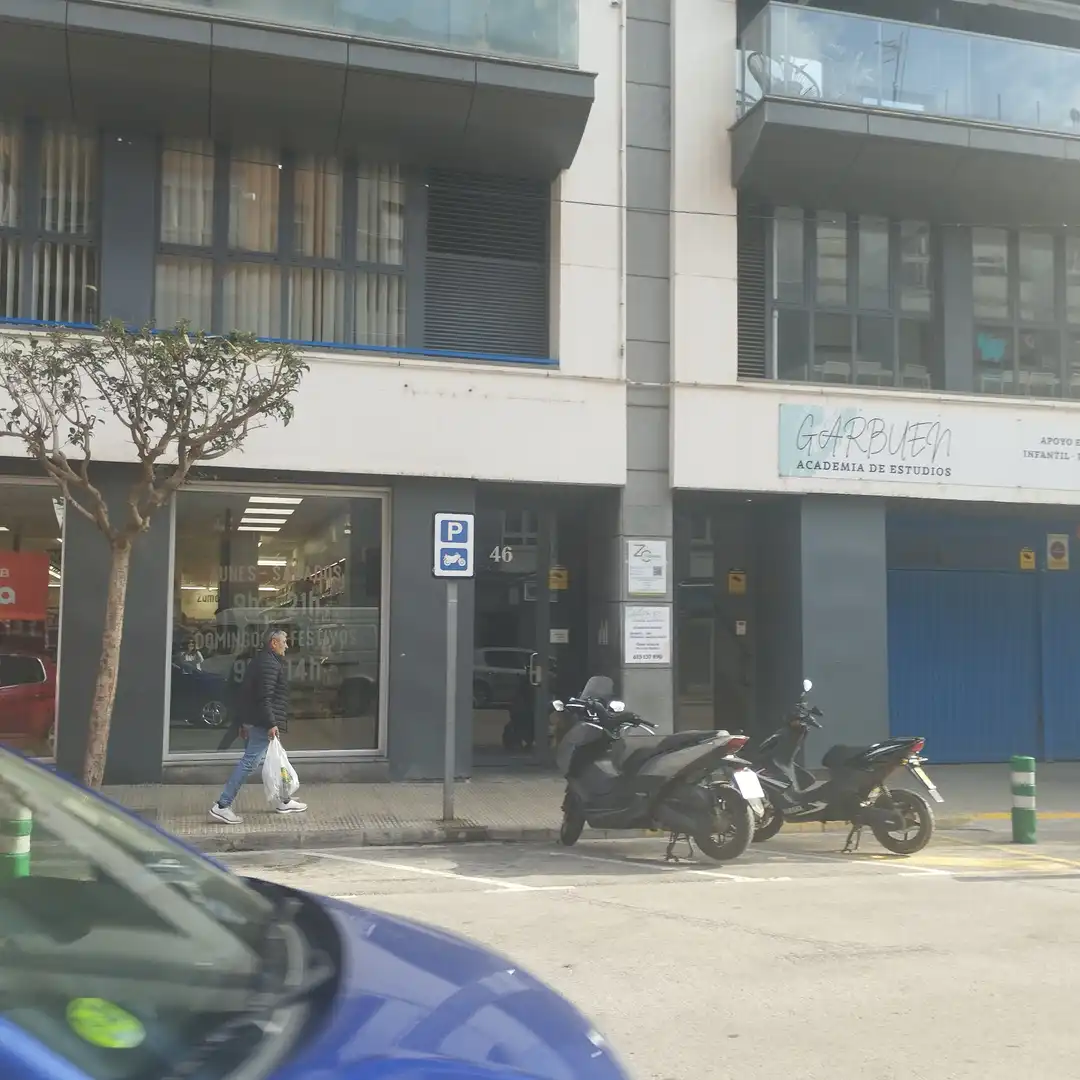 Oficina amb ascensor de lloguer a Avinguda del País Valencià 34, imagen 3